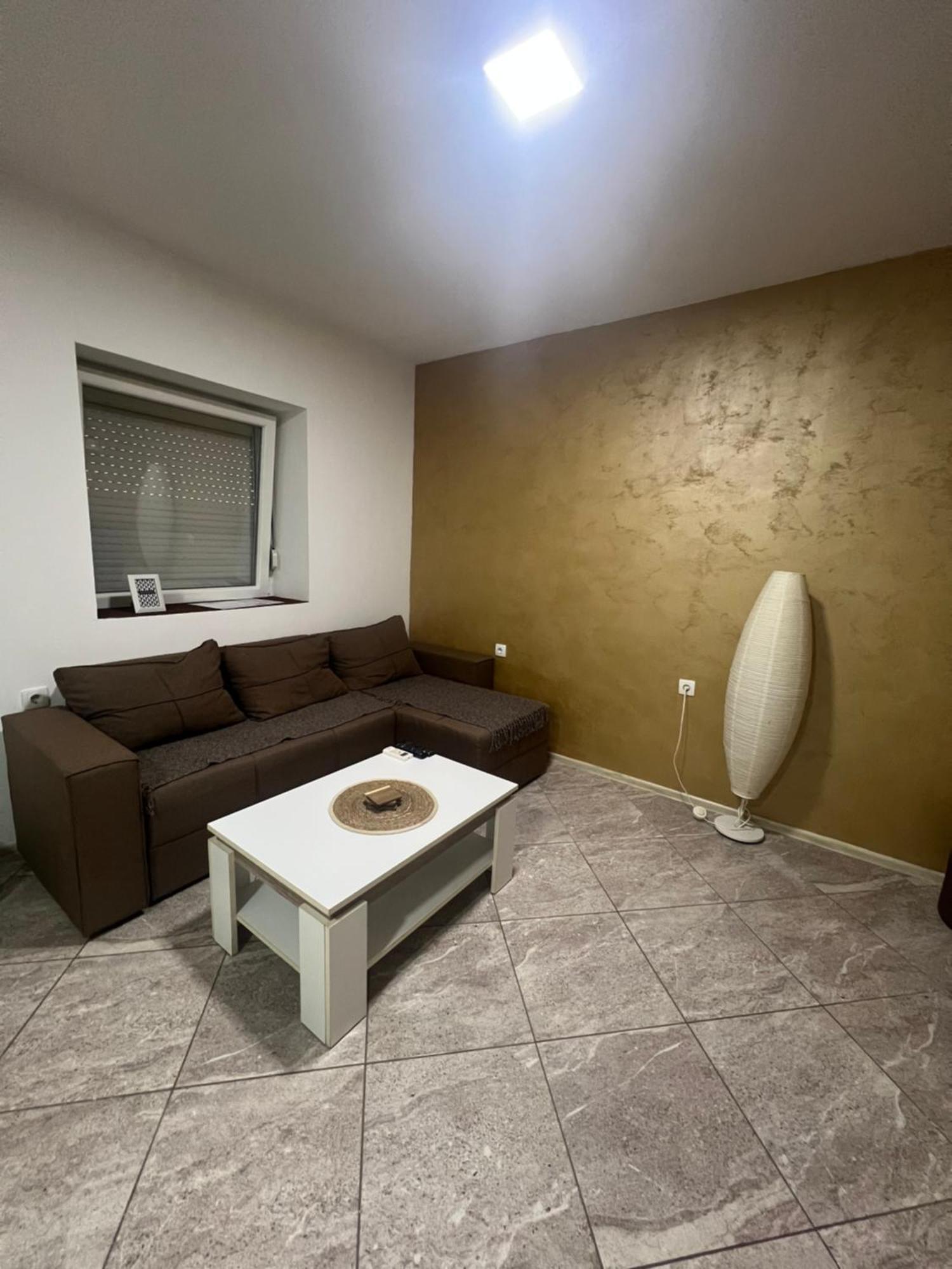 Aurora Apartment 松博尔 外观 照片